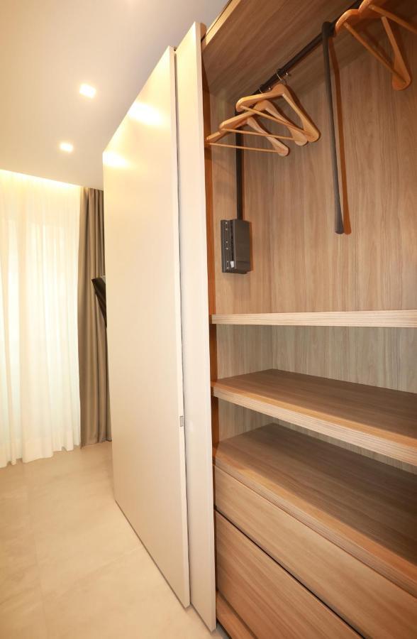 Unique Luxury Stay โรม ภายนอก รูปภาพ