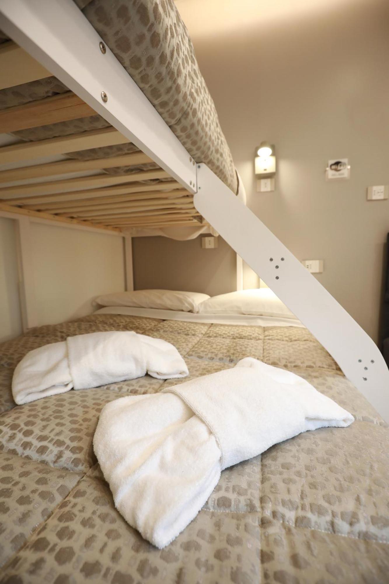 Unique Luxury Stay โรม ภายนอก รูปภาพ